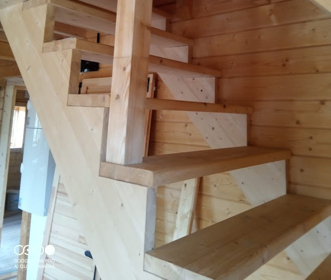 Escalier et plancher d